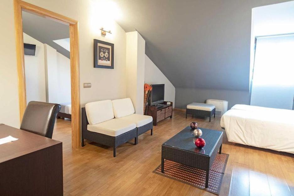 Hotel El Tratado Tordesillas Luaran gambar