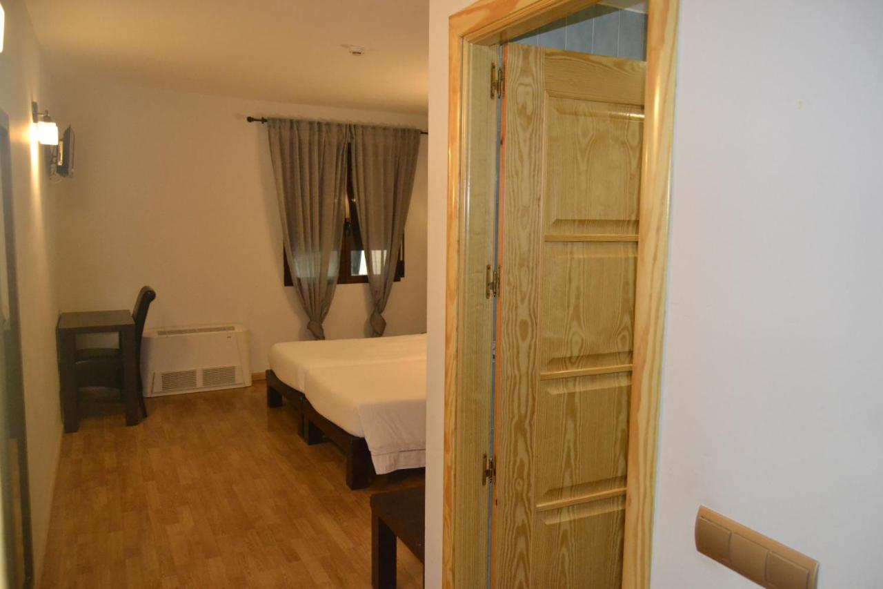Hotel El Tratado Tordesillas Luaran gambar