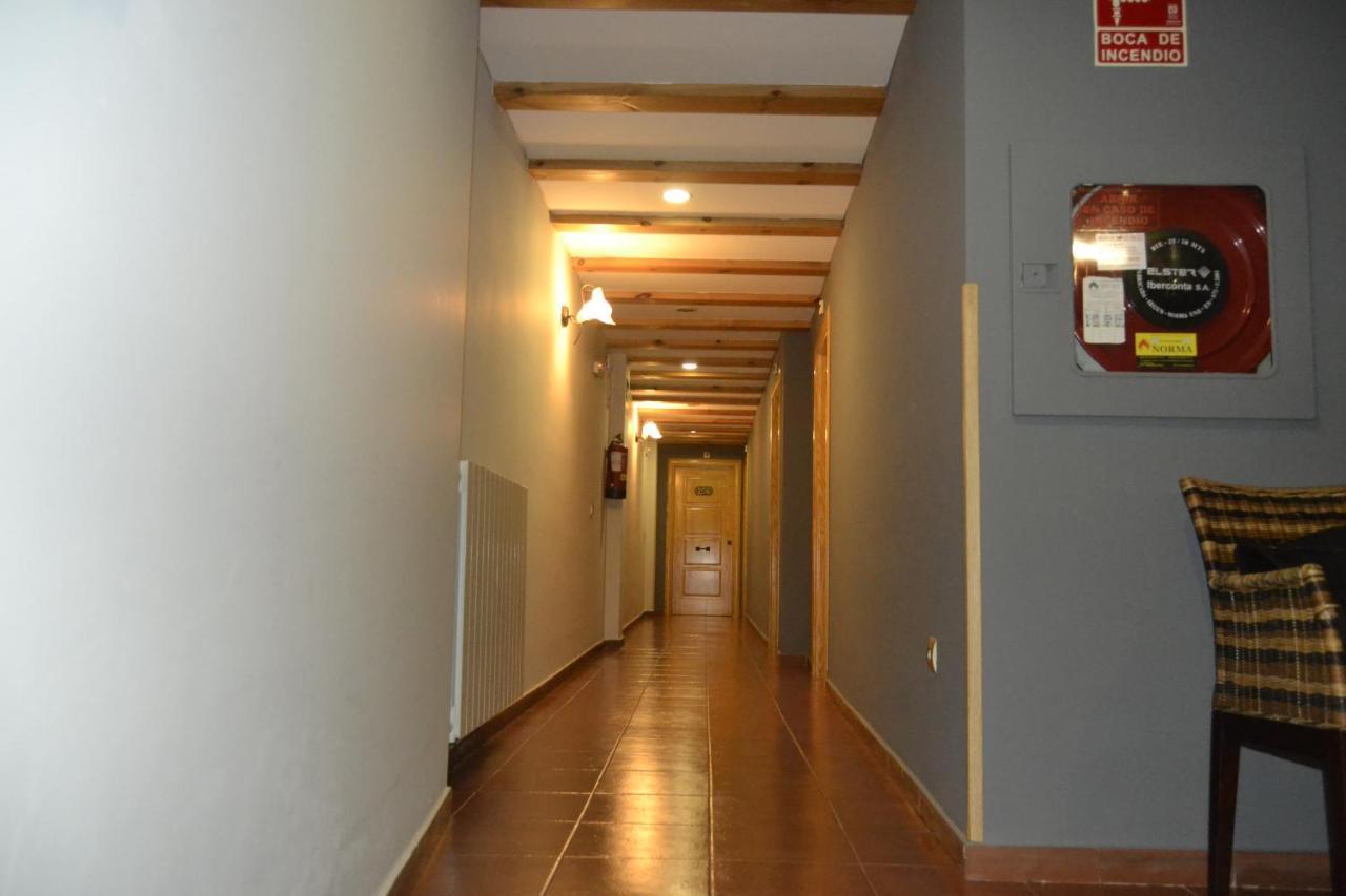 Hotel El Tratado Tordesillas Luaran gambar